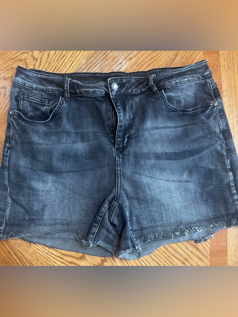 Judy Blue - Black Washed Denim Shorts